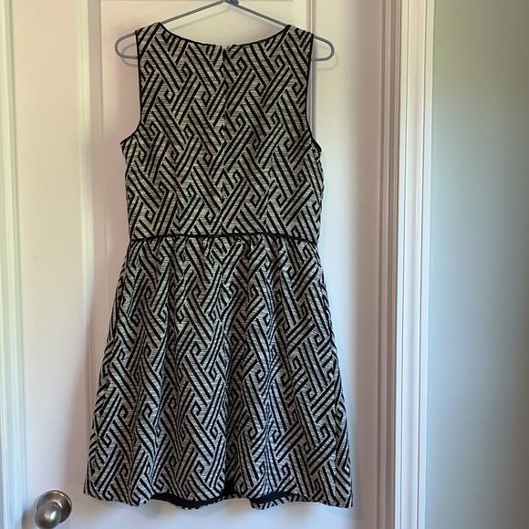 Outback Red Dress - Picture 5 of 12